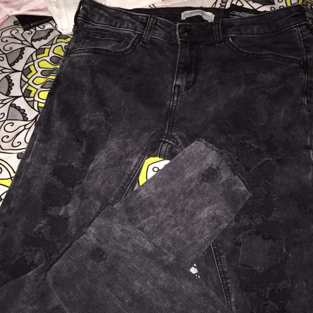 Zara ripped jeans !!